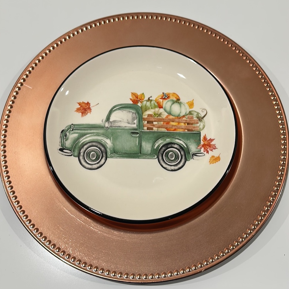 🌸NEW Two pc Plates Fall Decorations Hand Painted NWT. - Picture 2 of 10